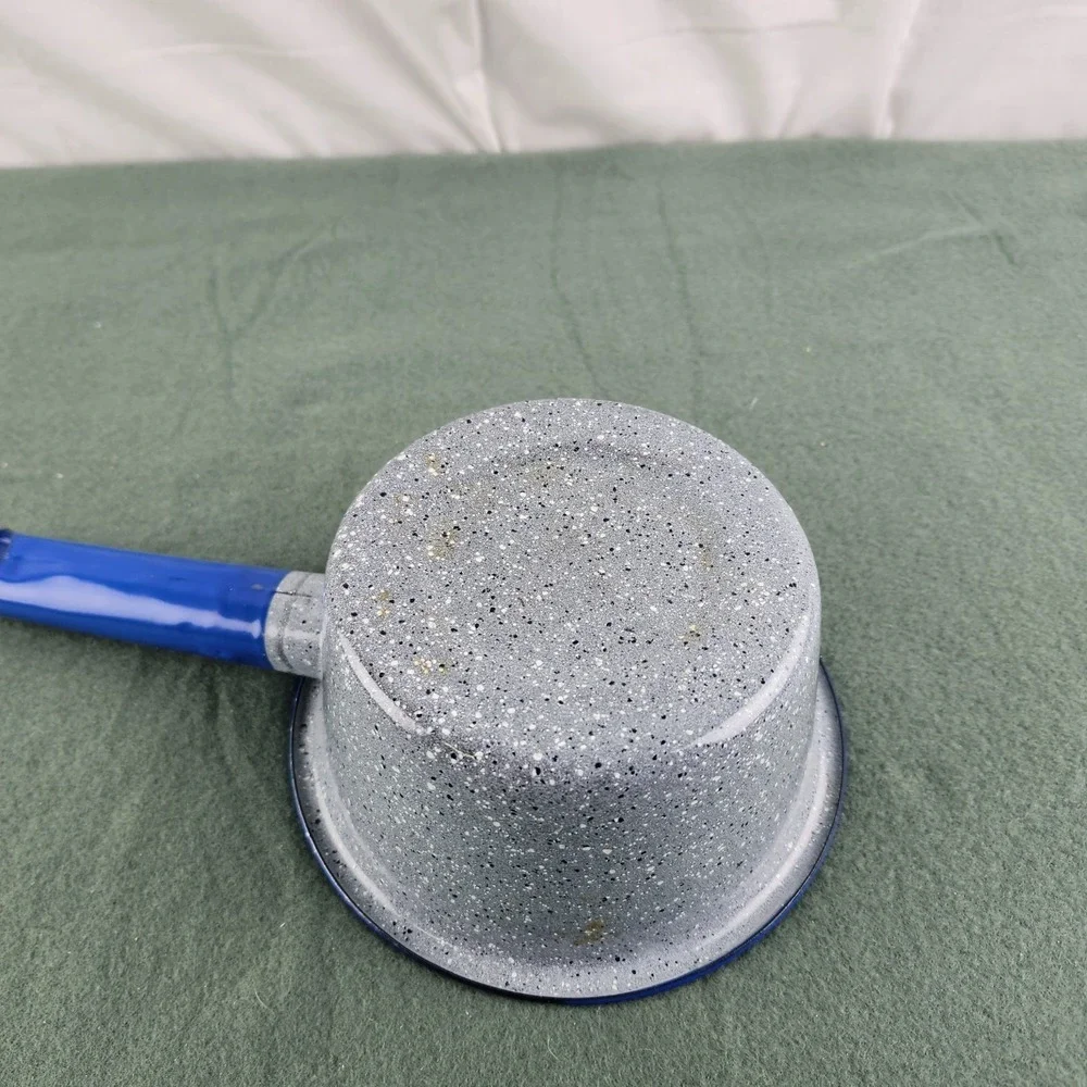 The Unbranded Brand vintage enamelware
